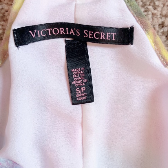 VICTORIA’S SECRET KNIFE PLEAT MAXI SKIRT - Picture 7 of 8